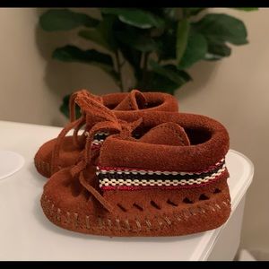 Infant Size 1 Minnetonka Mocassins